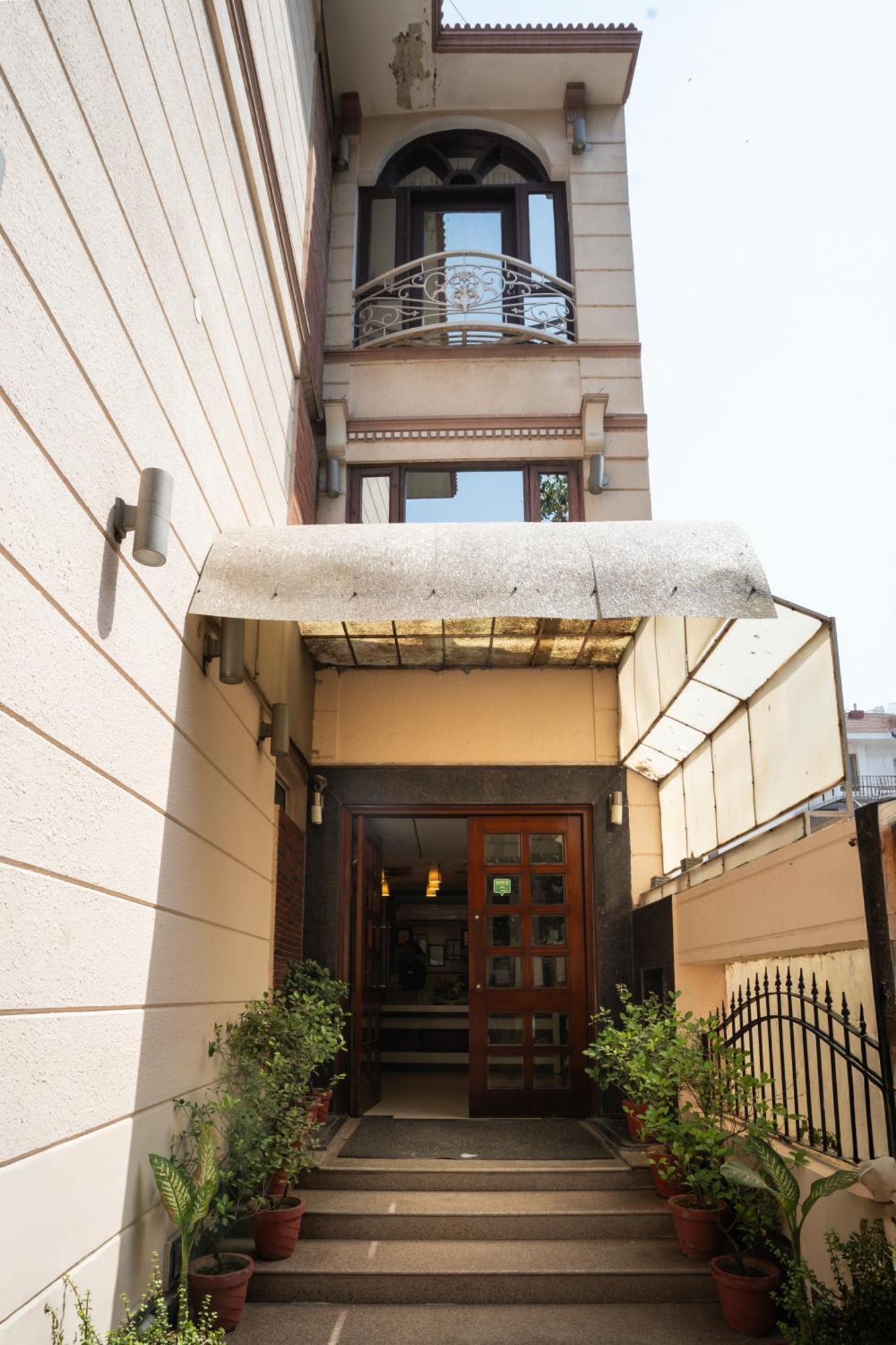 Ahuja Residency Cyber City II Gurgaon Exterior foto